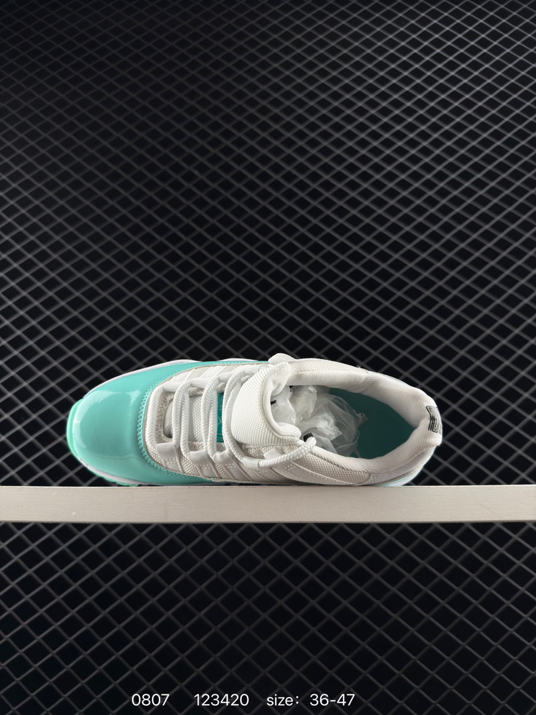 Nike Air Jordan 11 Retro Low